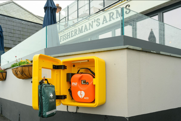 New defibrillator installed outside Fisherman's Arms pub